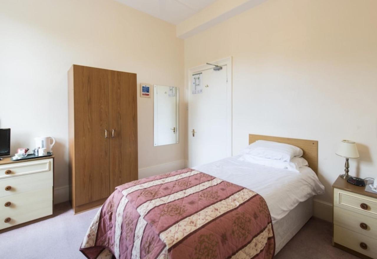 Gilsland Hall Hotel 卡莱尔 外观 照片